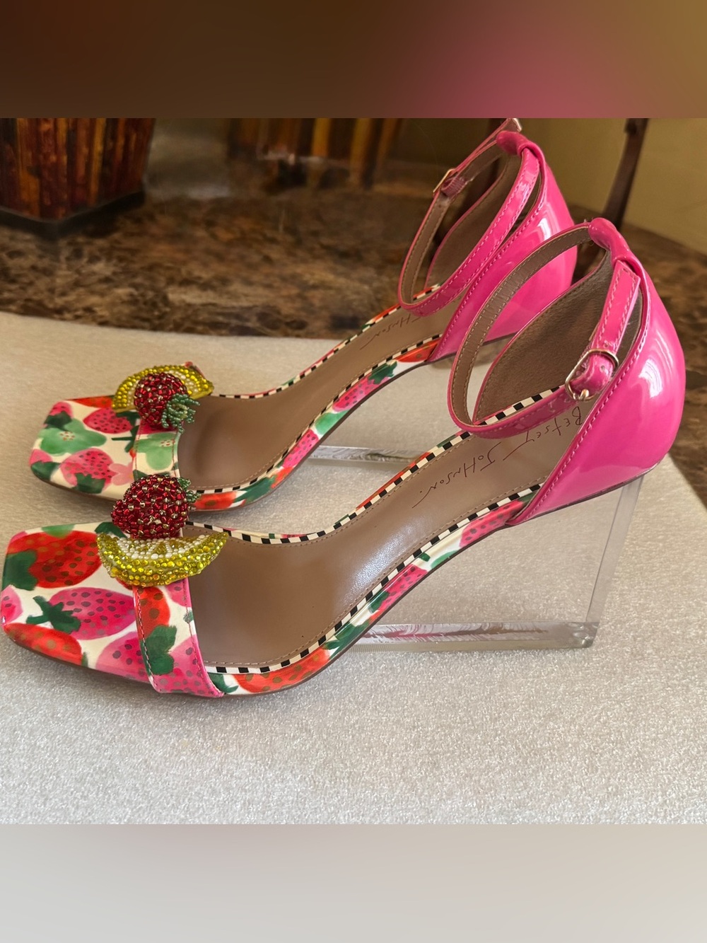 Betsey Johnson Harlem Fruit Vinyl Lucite Wedge Sandals -Two-Piece Style-Size 11 - Picture 2 of 15